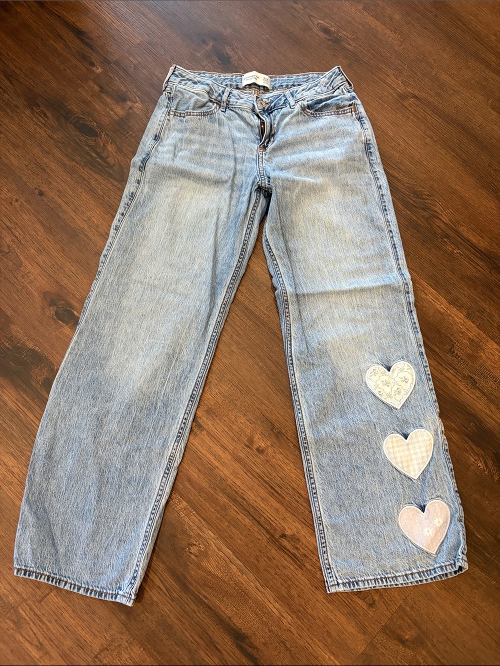 abercrombie kids low rise baggy Jeans with Heart Patches